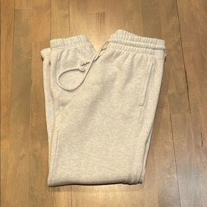 Aritzia heather grey joggers